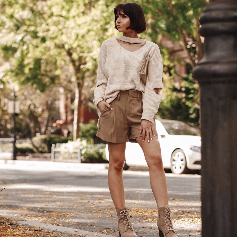 sold out ❌❌Cream Cutout Chenille Sweater